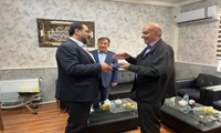 لرستان/ تجلیل نماینده ولی فقیه و مسئولان استان از کارکنان و مدیرکل اموال تملیکی