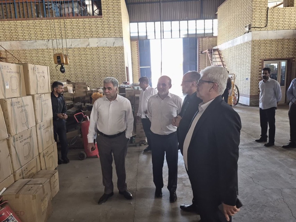 بازدید مدیران ارشد اموال تملیکی از انبارهای خوزستان
